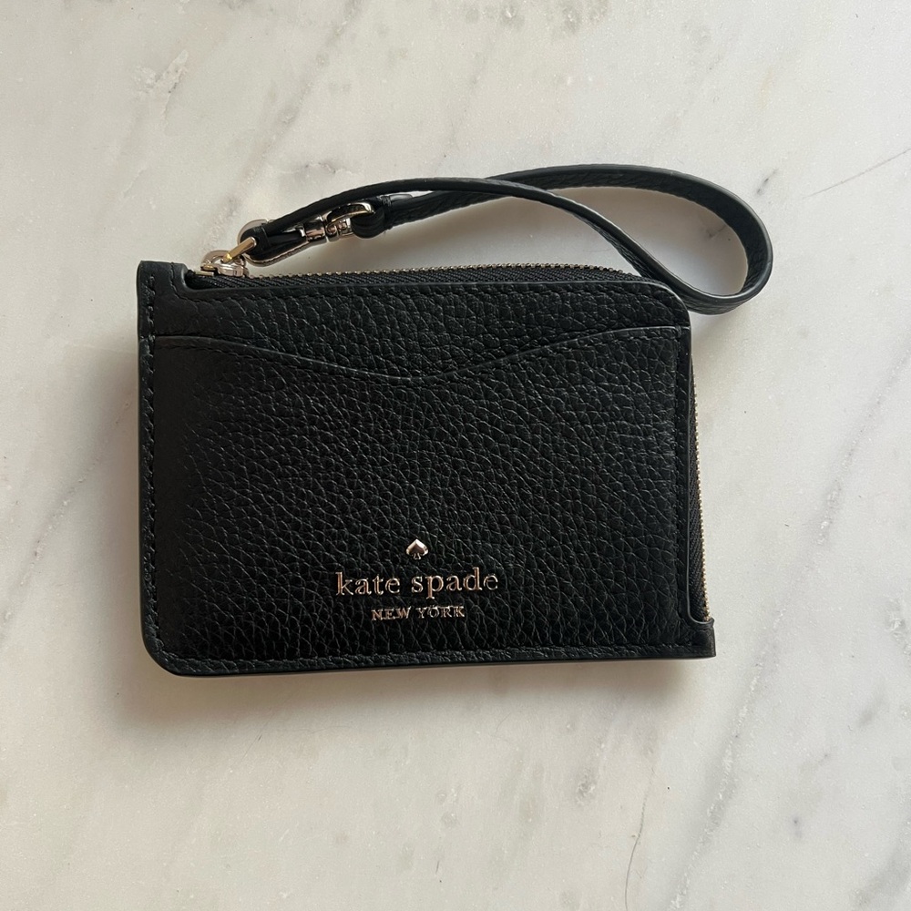 Black Kate Spade wristlet NWT